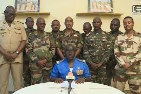 Coup de force au Niger : l'armée se rallie aux putschistes