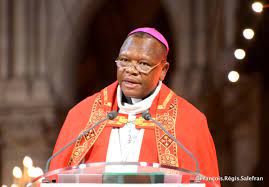 Archidiocèse de Kinshasa : le Cardinal Ambongo recommande  aux curés des paroisses d’encourager la lecture de la Bible