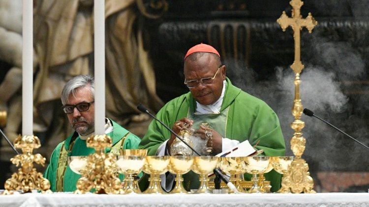 Au Vatican, Fridolin Ambongo s’oppose à la béatification du Roi Baudouin pour son rôle dans l’assassinat de Lumumba