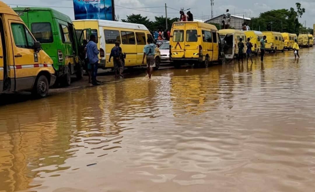 Kinshasa : Perturbation de la circulation sur plusieurs routes  après la pluie torrentielle de ce jeudi matin