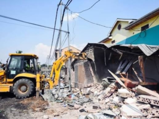 Kinshasa : L’Hôtel de ville veut démolir les constructions anarchiques le long de l’avenue Colonel Ebeya